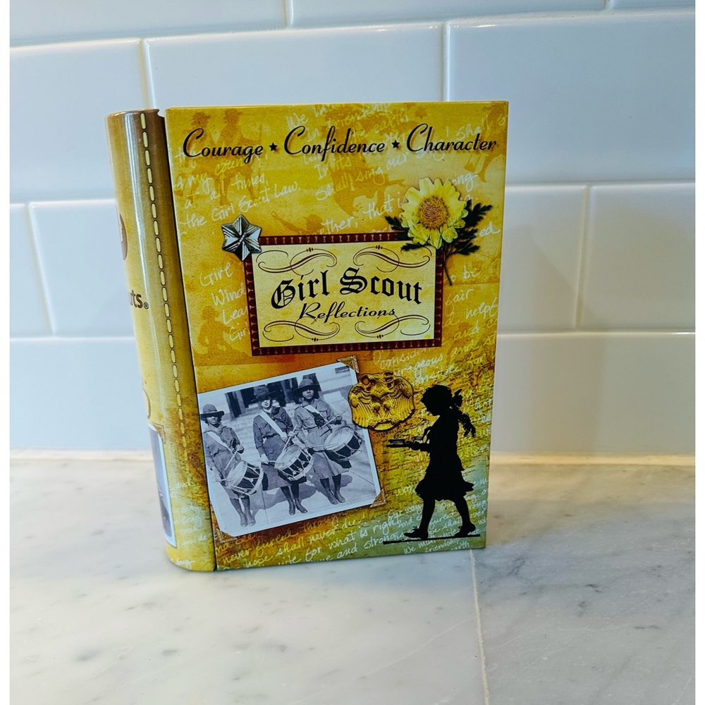 Girl Scouts Reflections book tin